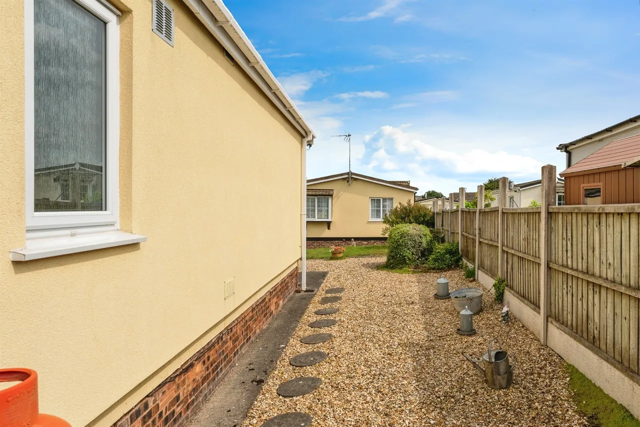 Orchard Park, Elton, CH2, photo 16