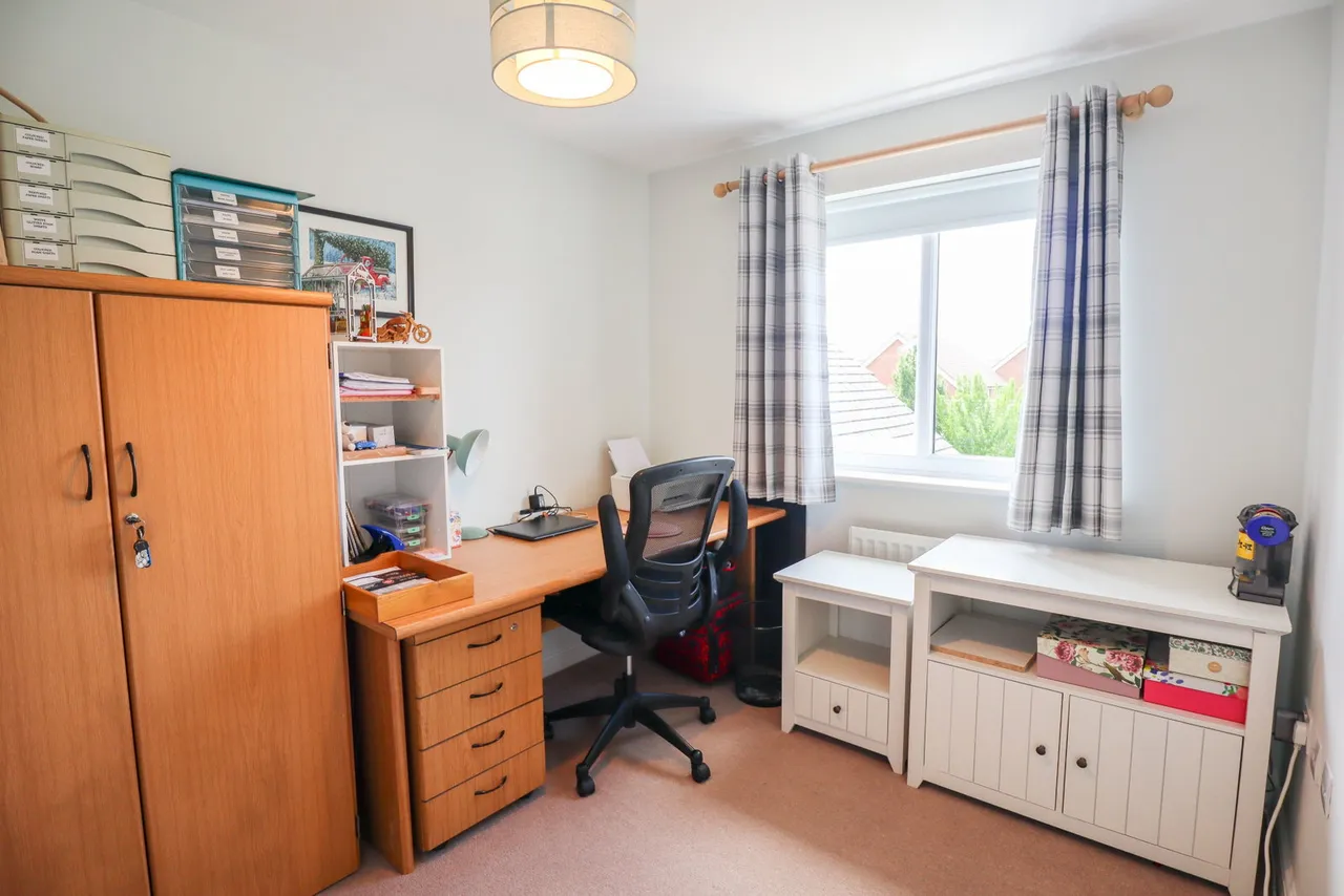 York Road, Calne, photo 8