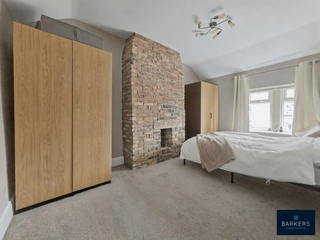 Town Street, Birkenshaw BD11 2HX, photo 9