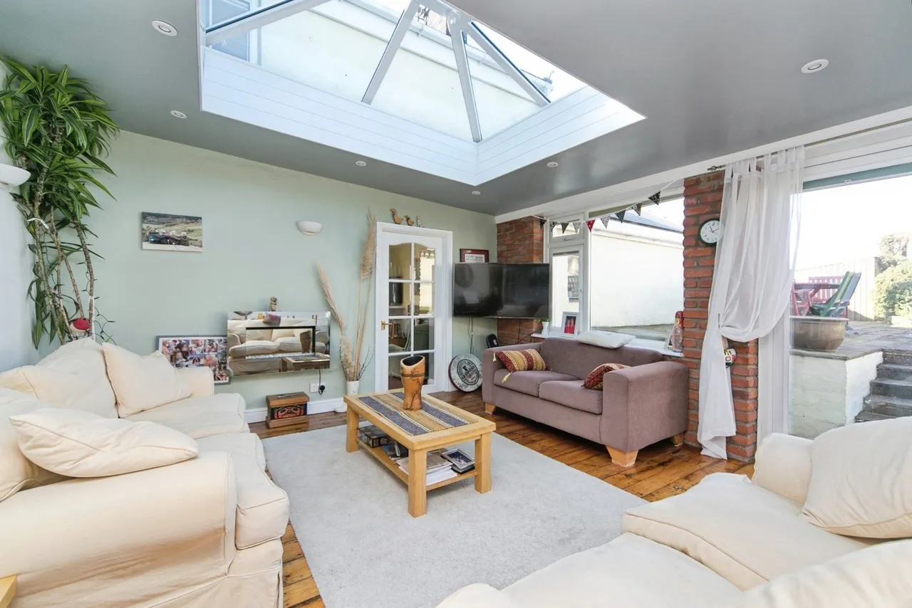 Llanfachraeth, Holyhead, LL65, photo 4