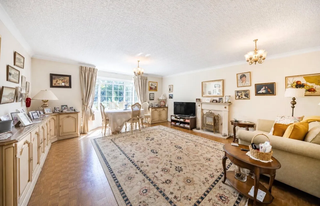 Wildoaks Close, Northwood, HA6, photo 3