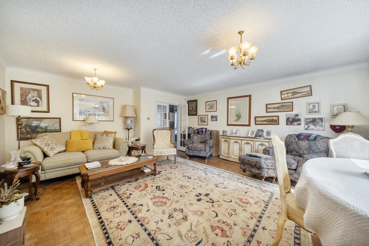 Wildoaks Close, Northwood, HA6, photo 16