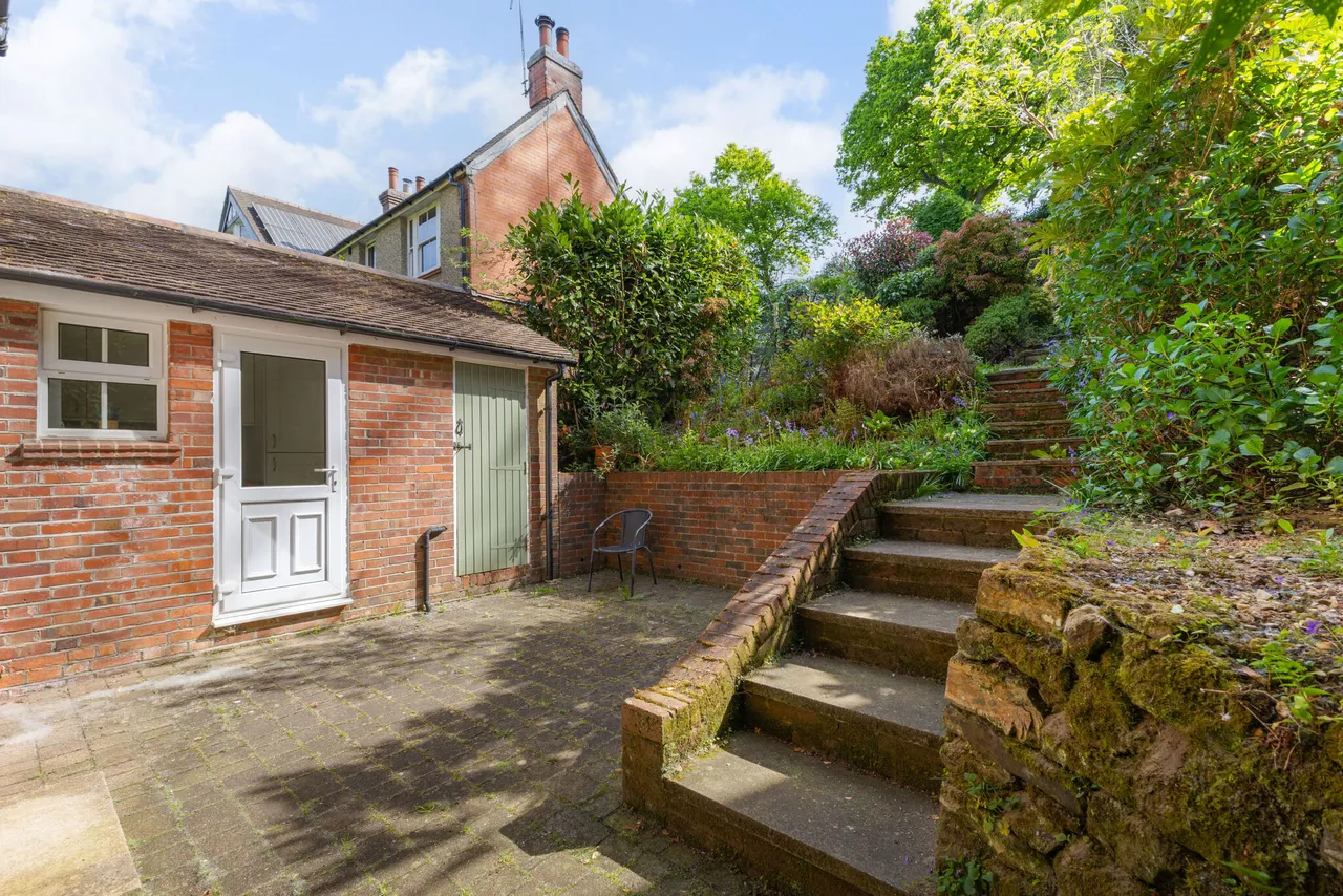 Marley Lane, HASLEMERE, GU27, photo 12
