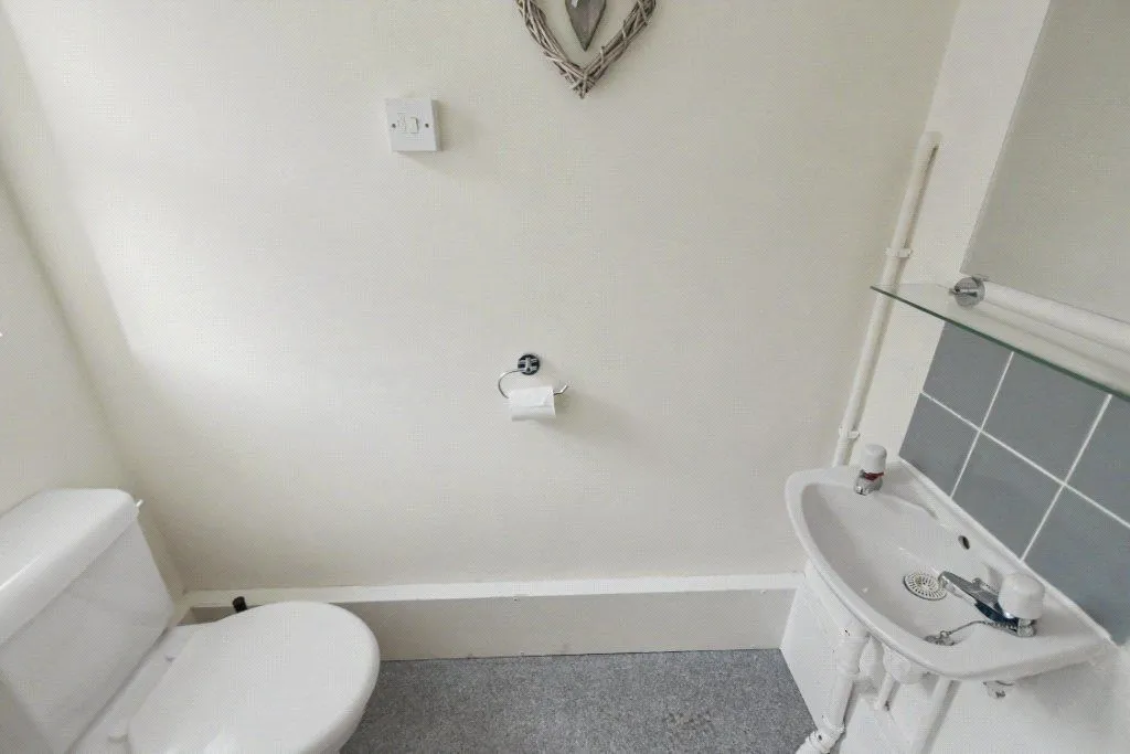 Wensleydale Avenue, Leeds, LS12, photo 6