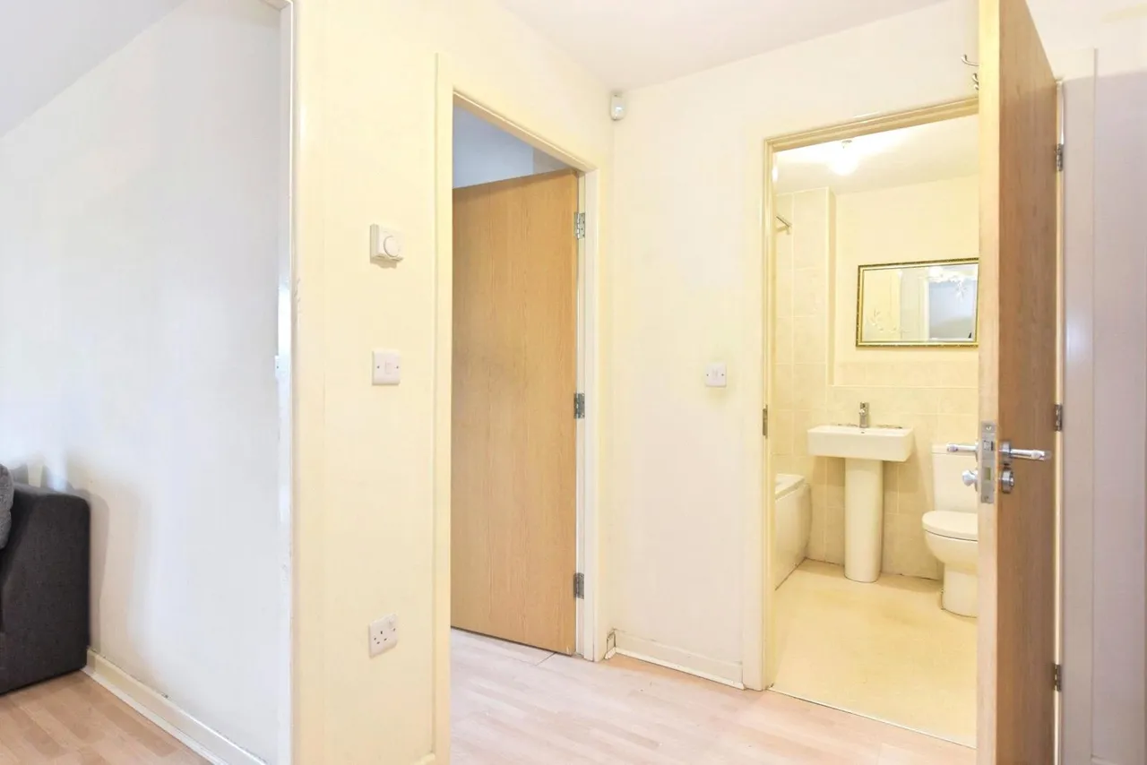Infirmary Road, Sheffield, S6, photo 6