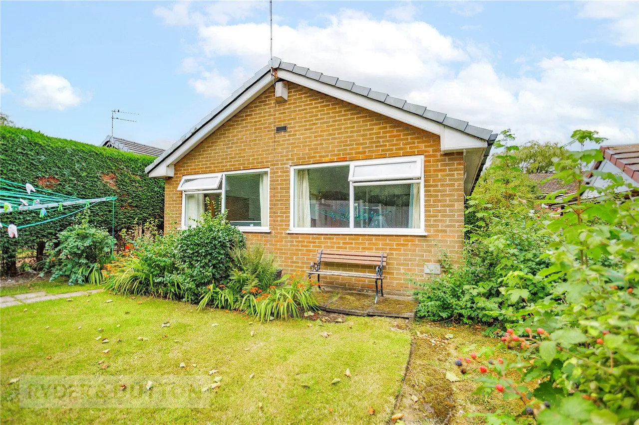 Glasson Walk, Chadderton, OL9, photo 15