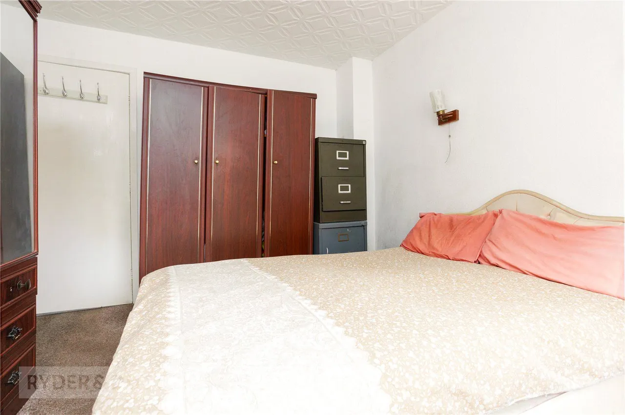 Glasson Walk, Chadderton, OL9, photo 9