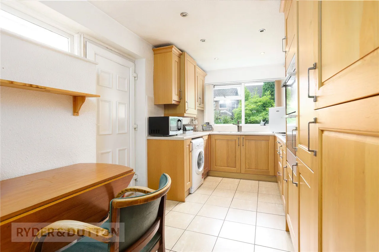 Glasson Walk, Chadderton, OL9, photo 5
