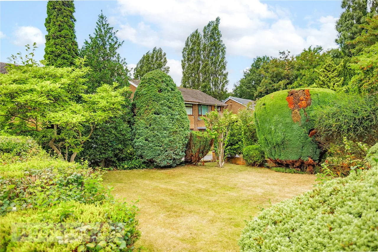 Glasson Walk, Chadderton, OL9, photo 14