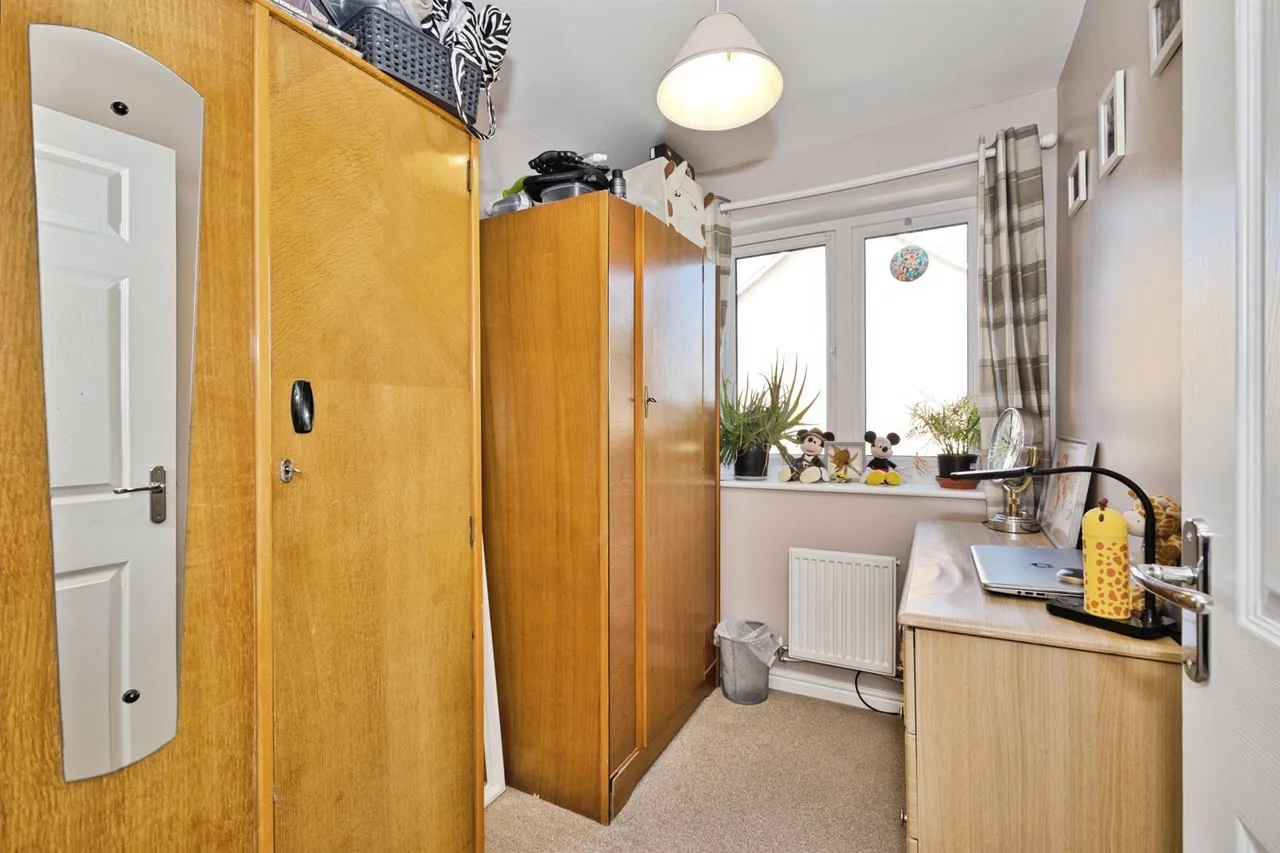 Swanmead Drive, Ilminster, TA19, photo 11