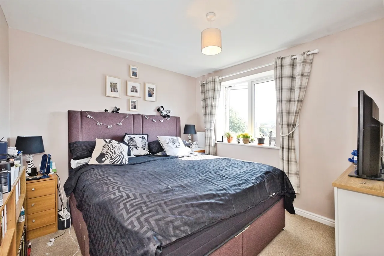 Swanmead Drive, Ilminster, TA19, photo 9