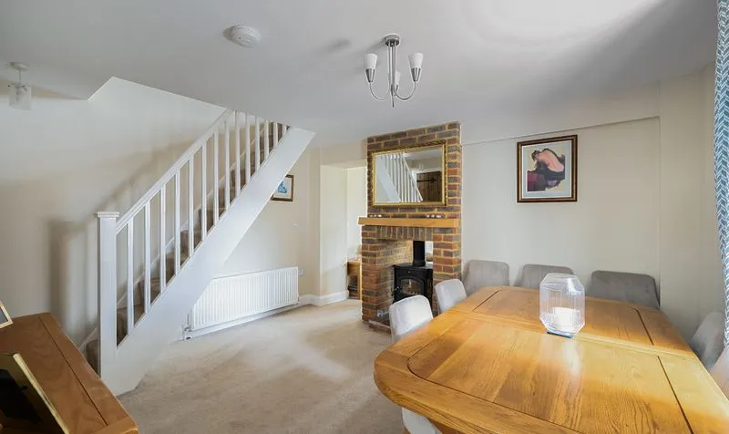 Kingston Road, Leatherhead, KT22, photo 8
