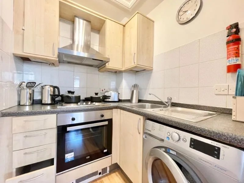 Adelina Grove, London E1 3BX, photo 4