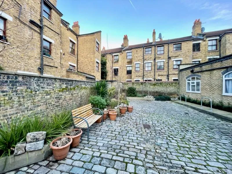 Adelina Grove, London E1 3BX, photo 12