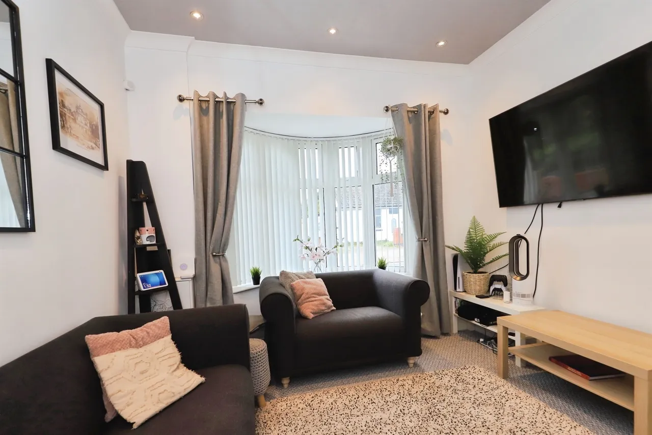Nightingale Place, Bilston, WV14, photo 13