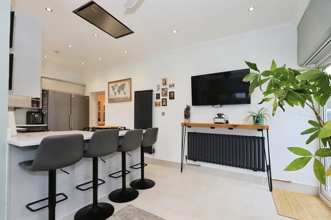 Nightingale Place, Bilston, WV14, photo 14