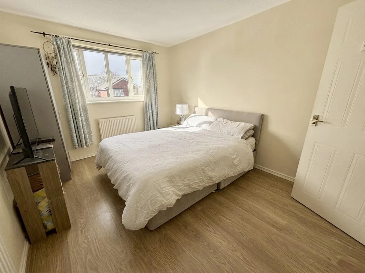 Scholars Close, Saltney, CH4, photo 10