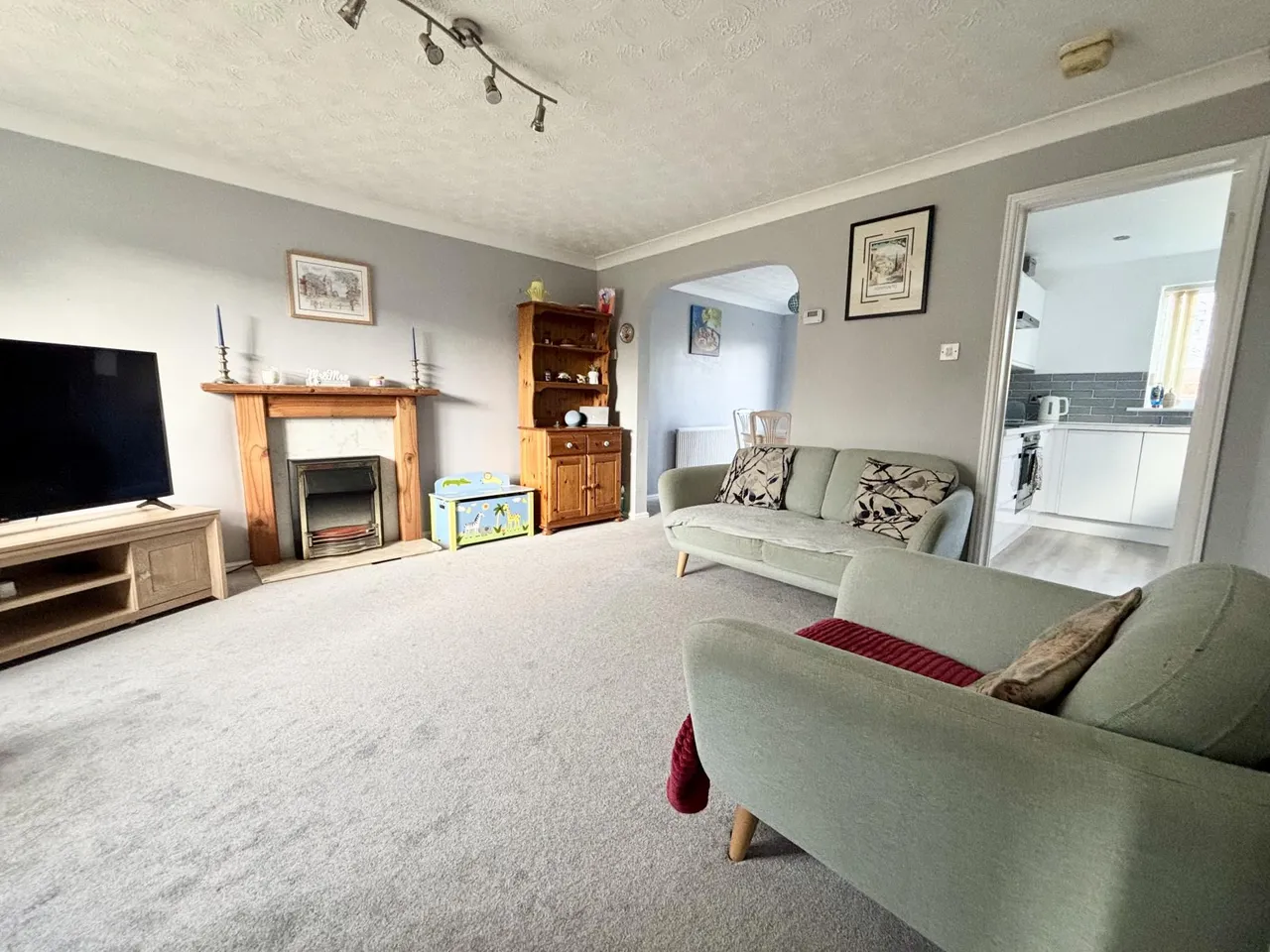 Scholars Close, Saltney, CH4, photo 2