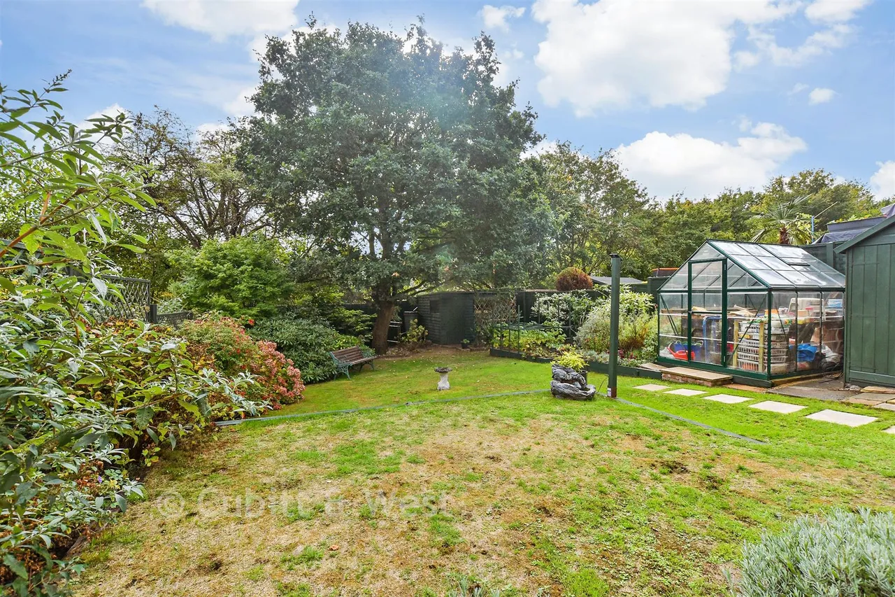 Blackthorn Road, Reigate, RH2, photo 10