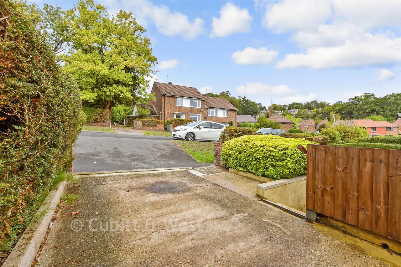 Blackthorn Road, Reigate, RH2, photo 14