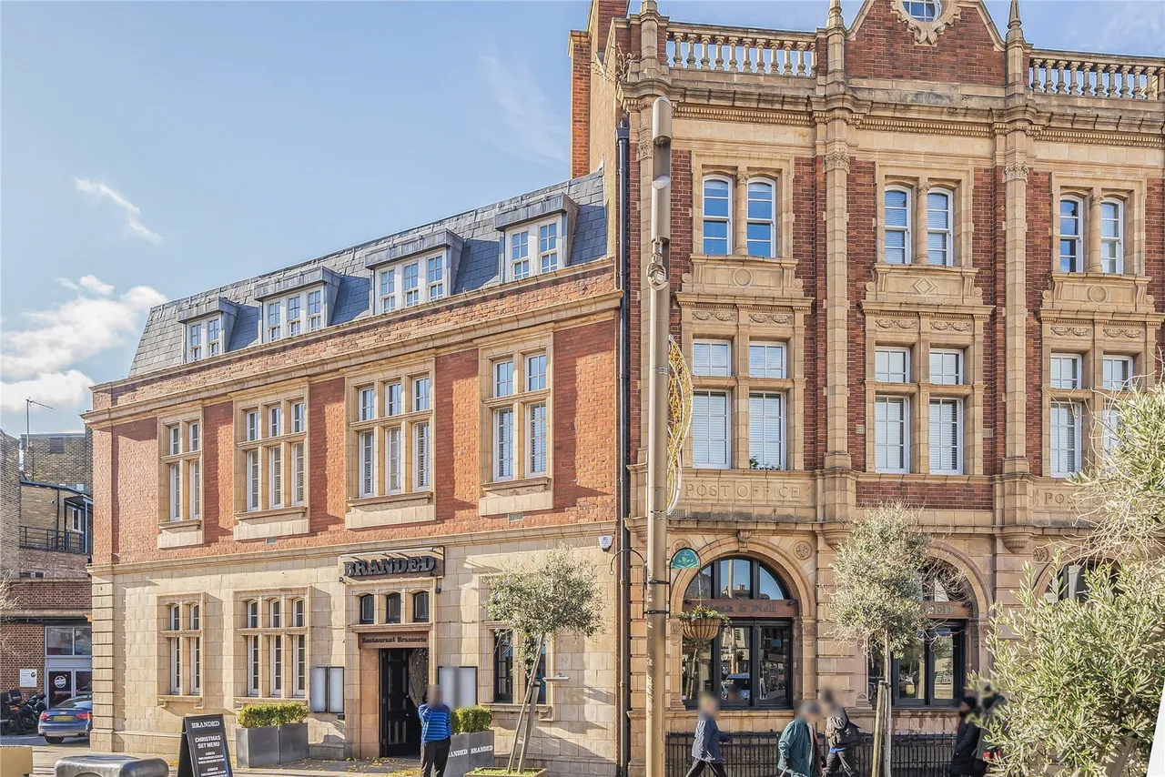 2 bed flat for sale — East Street, Bromley, BR1