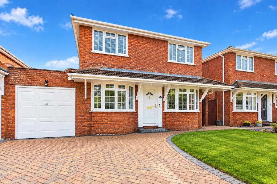 4 bed house to rent, Cooper Road, Windlesham, GU20