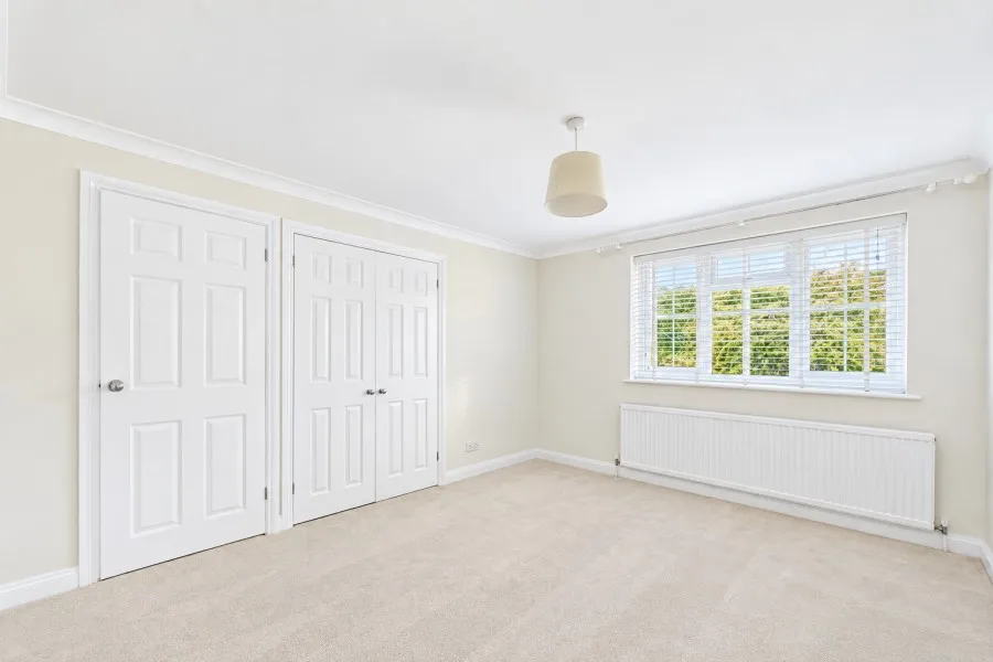 Cooper Road, Windlesham, GU20, photo 11