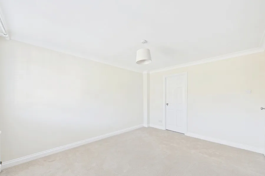 Cooper Road, Windlesham, GU20, photo 12