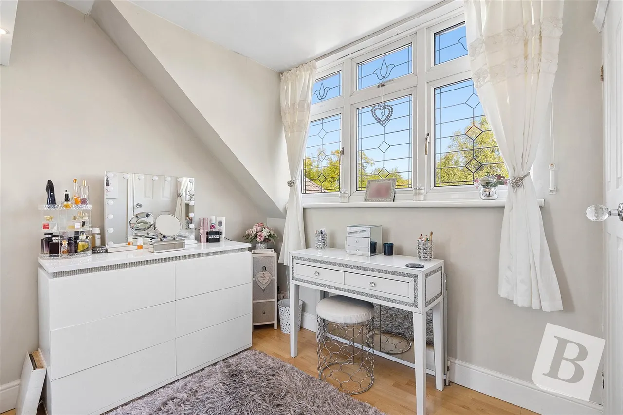 Abbey Wood Lane, Rainham, RM13, photo 16