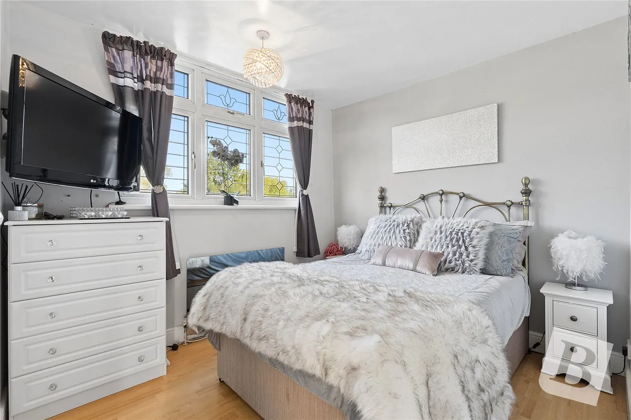 Abbey Wood Lane, Rainham, RM13, photo 12