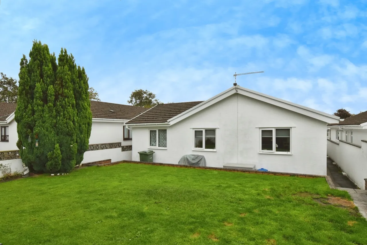 Llwyn Y Bryn, Ammanford, SA18, photo 12