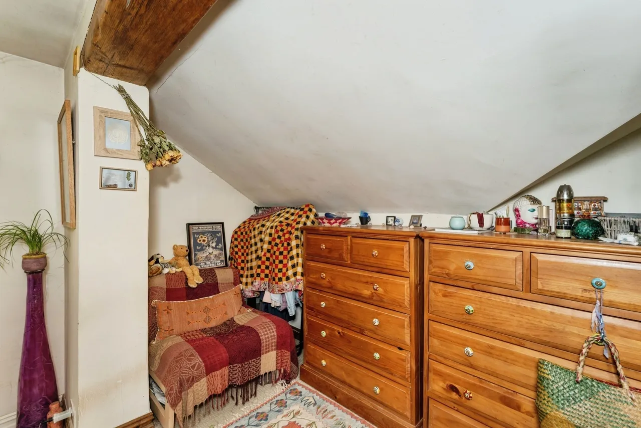 Cross Lanes, Oscroft, CH3, photo 16
