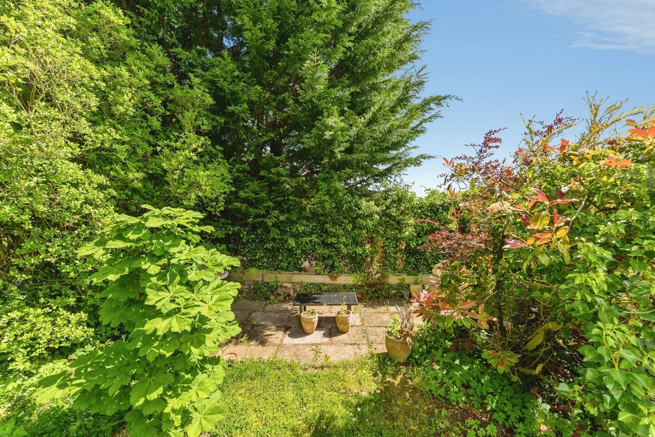 Cross Lanes, Oscroft, CH3, photo 28