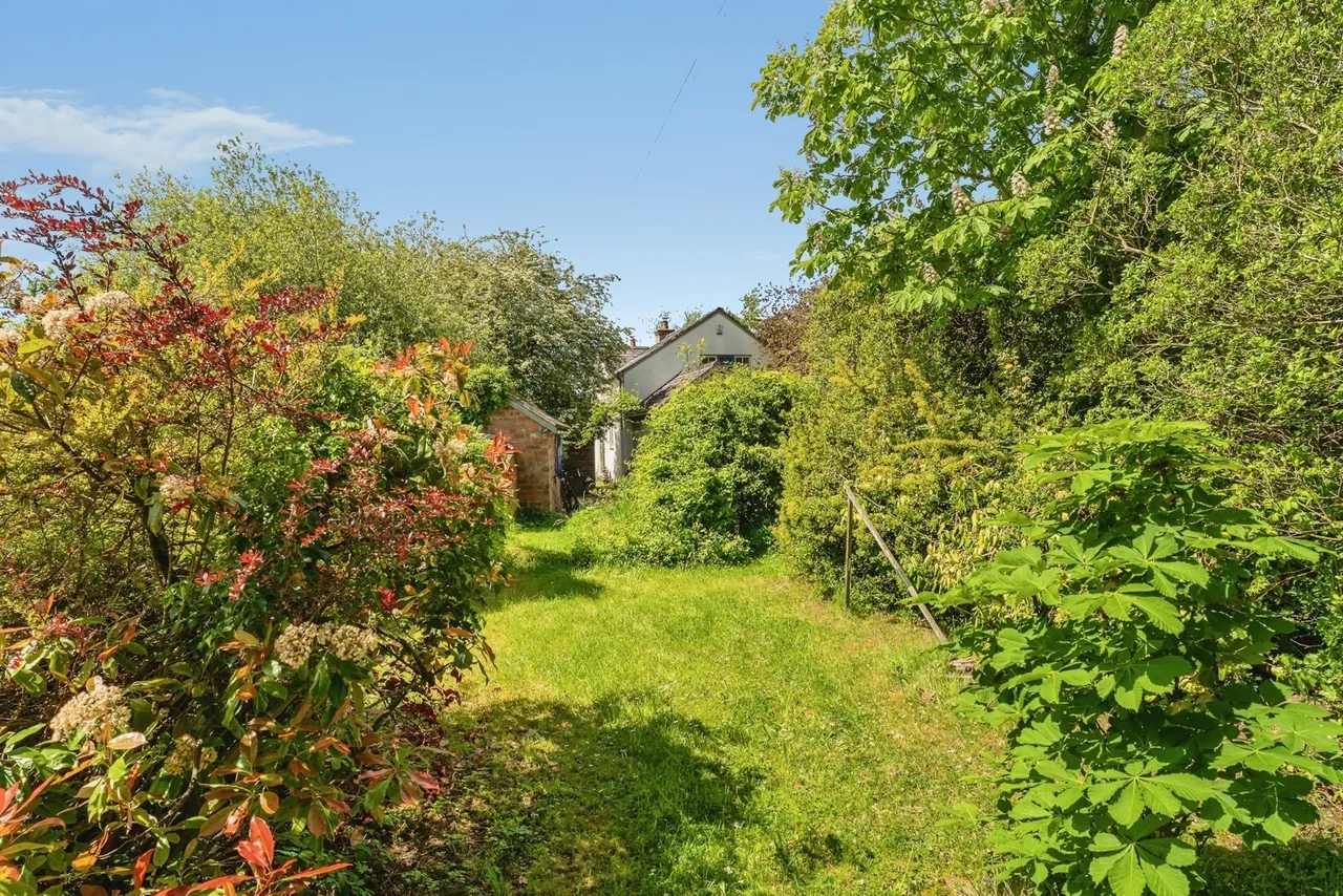 Cross Lanes, Oscroft, CH3, photo 29