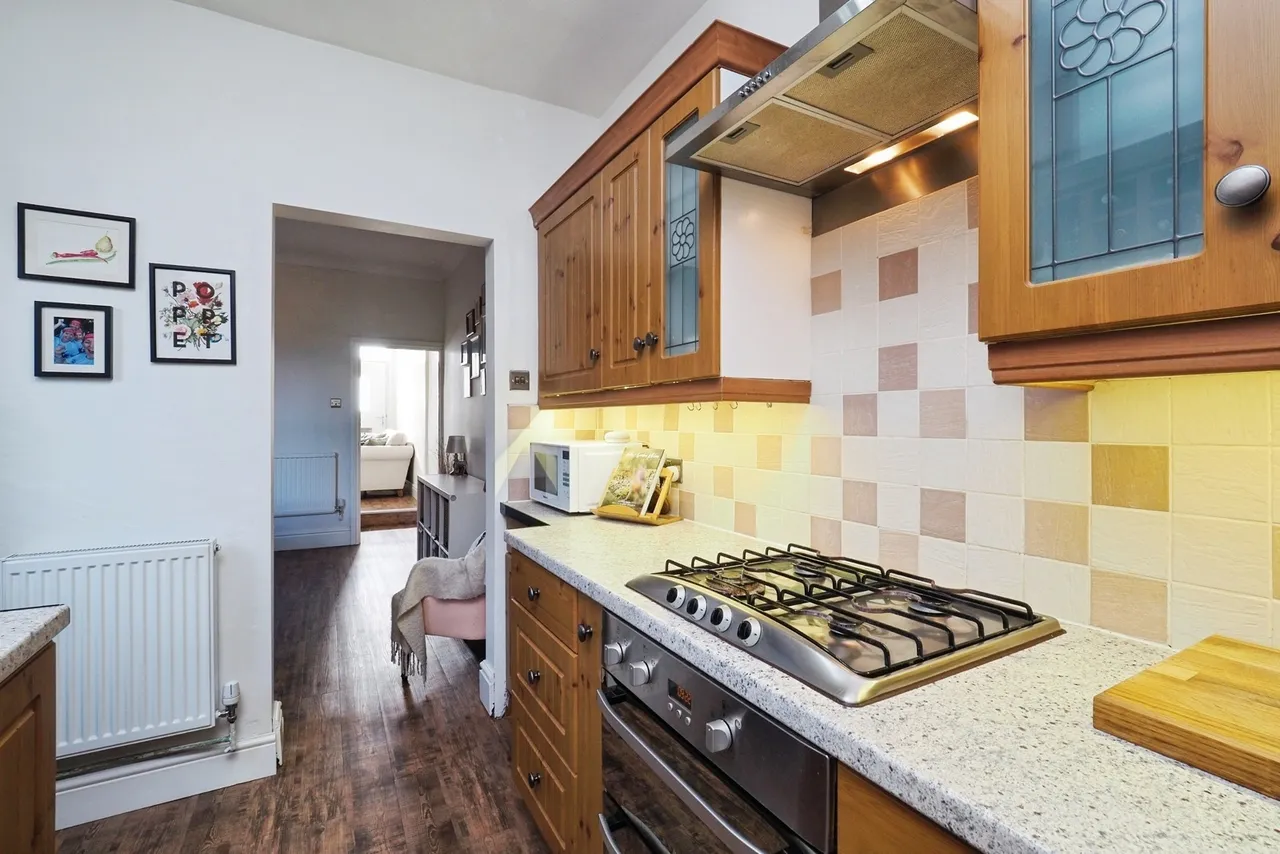 Duke Street, Hucknall, Nottingham, Nottinghamshire, NG15, photo 6