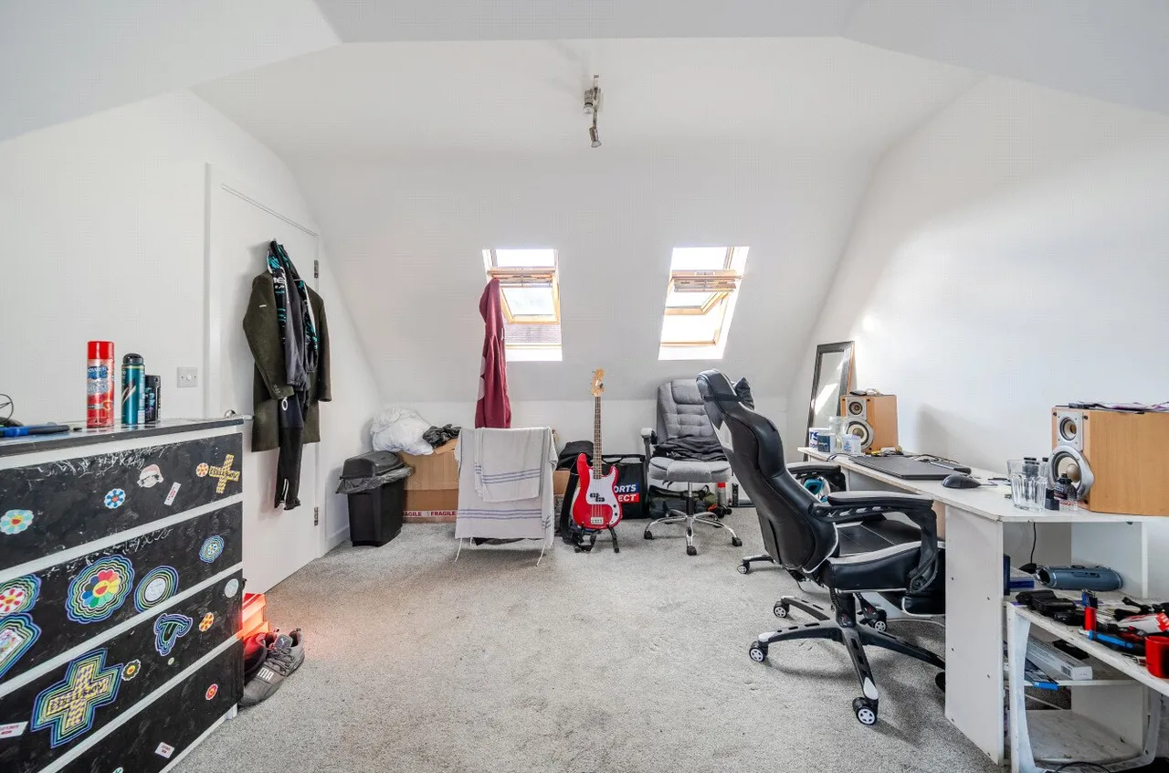 Michael Lane, Guildford, GU2, photo 11