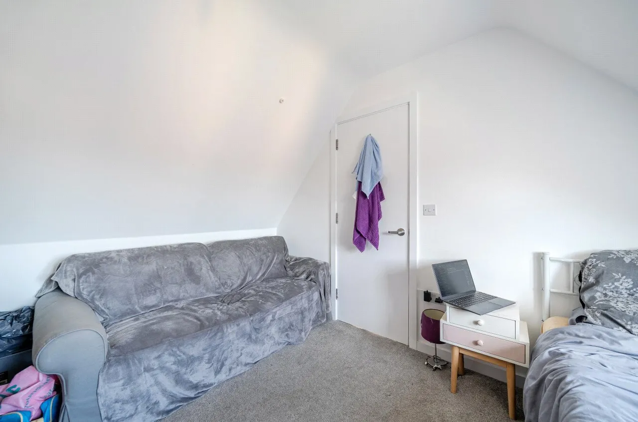 Michael Lane, Guildford, GU2, photo 13
