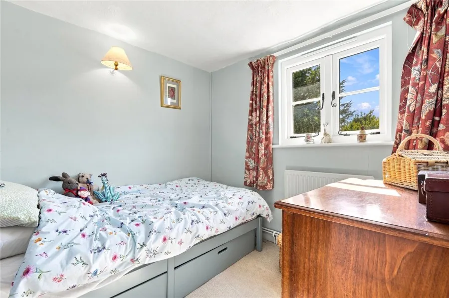 with 2 bedrooms in Debden, Saffron Walden, CB11, photo 7