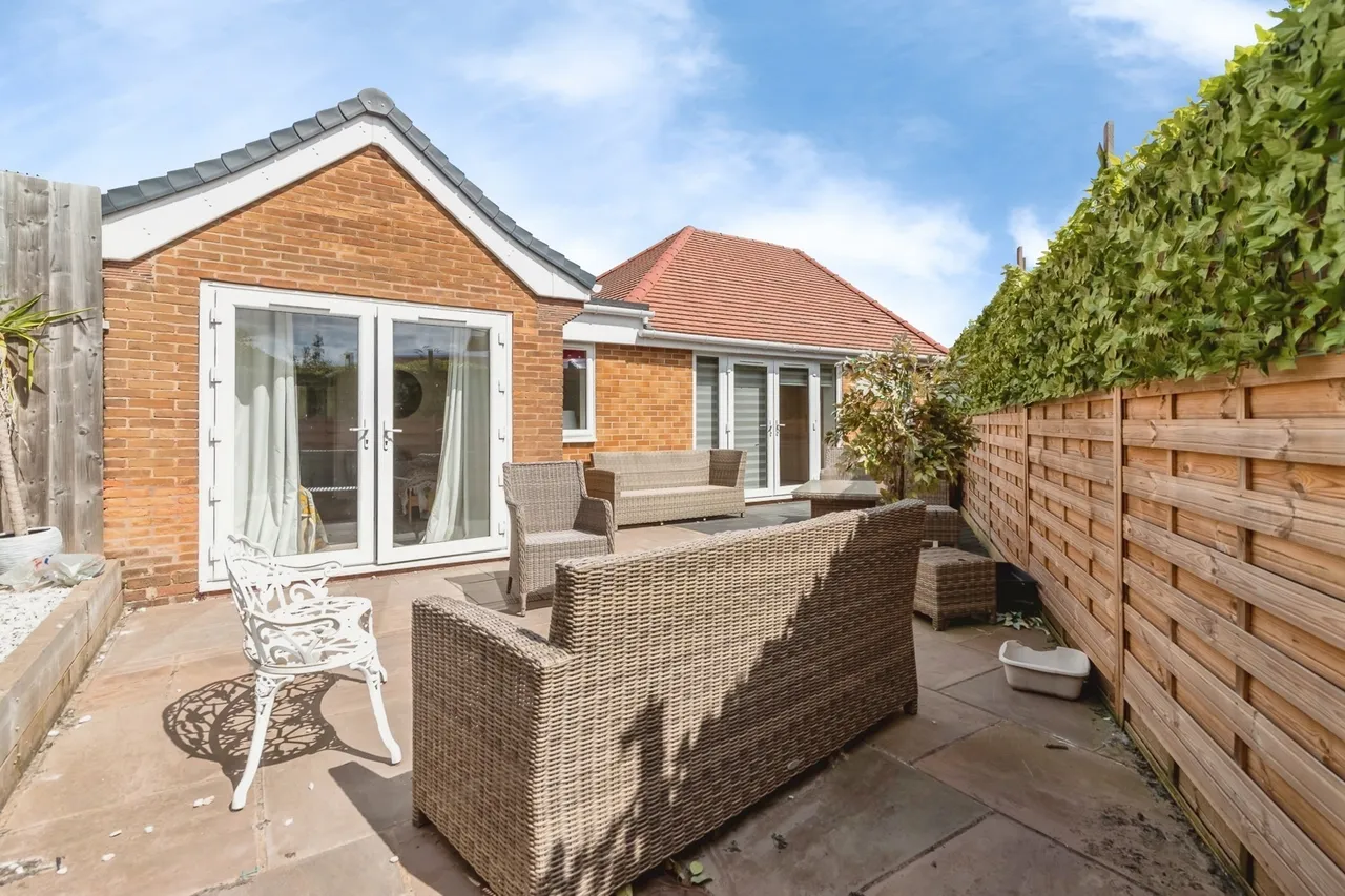 Broadway East, Nottingham, NG4, photo 17