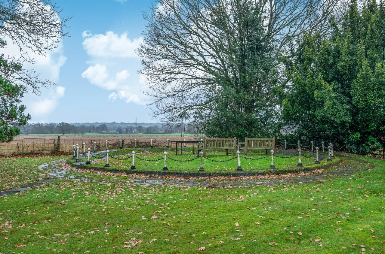 Chadwick Manor, Knowle, B93, photo 18