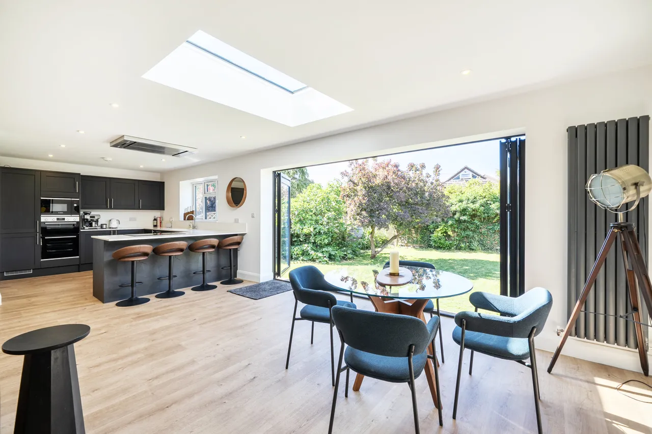 Pembroke Road, Ruislip, HA4, photo 4