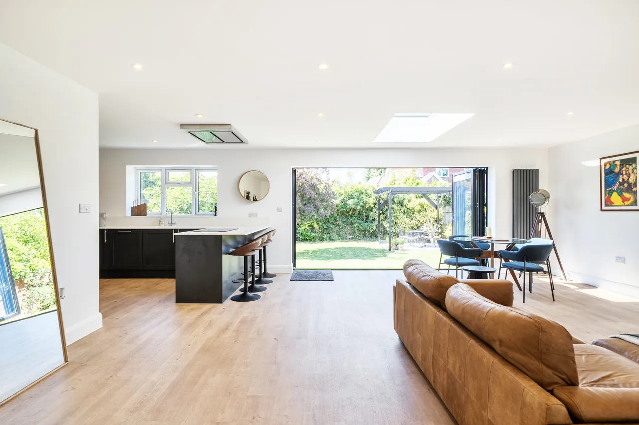 Pembroke Road, Ruislip, HA4, photo 3