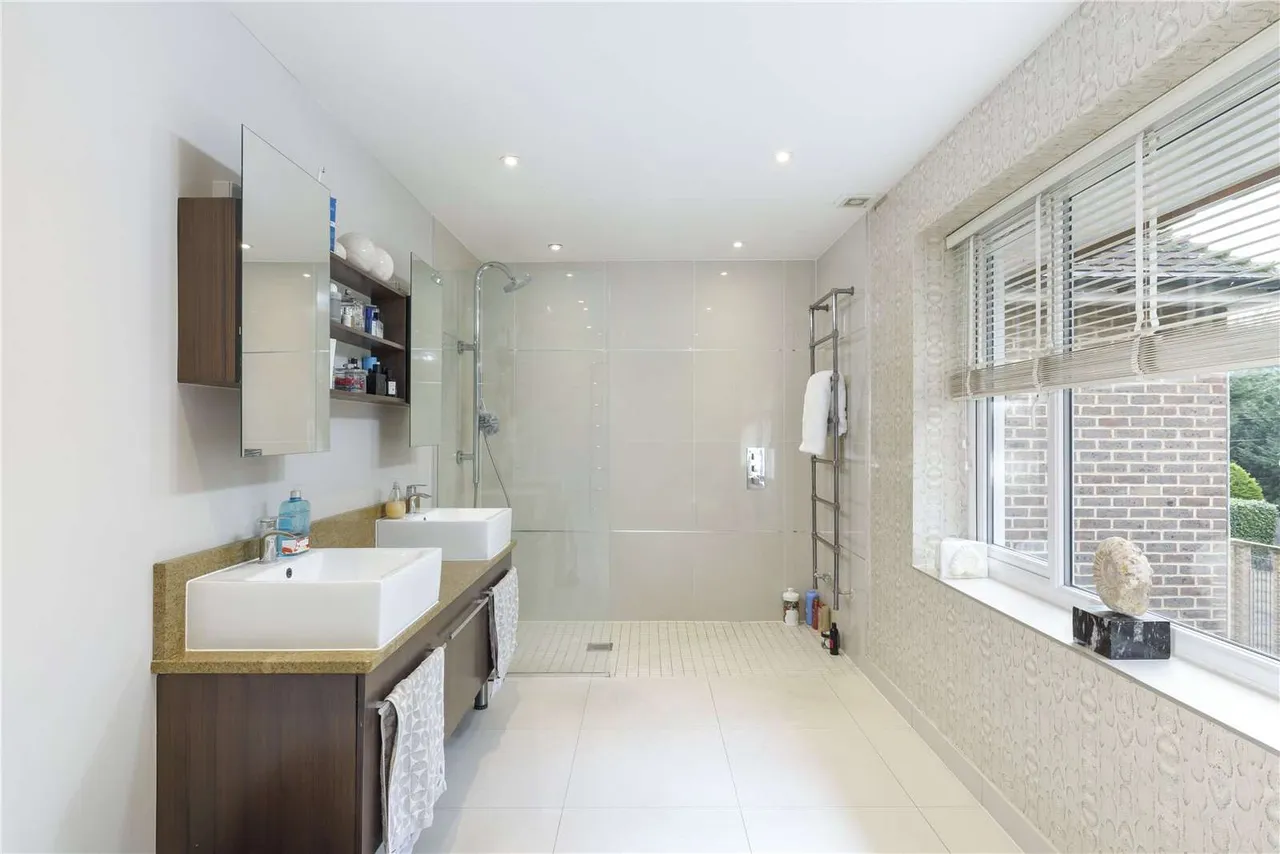 School Road, Windlesham, Surrey, GU20 6PD, photo 11