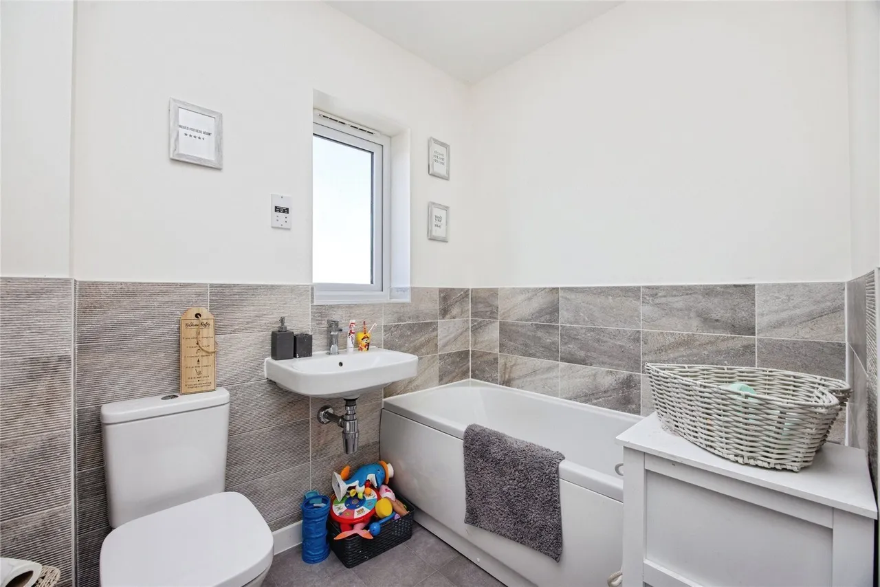 Gartland Drive, Bodmin, PL31, photo 15