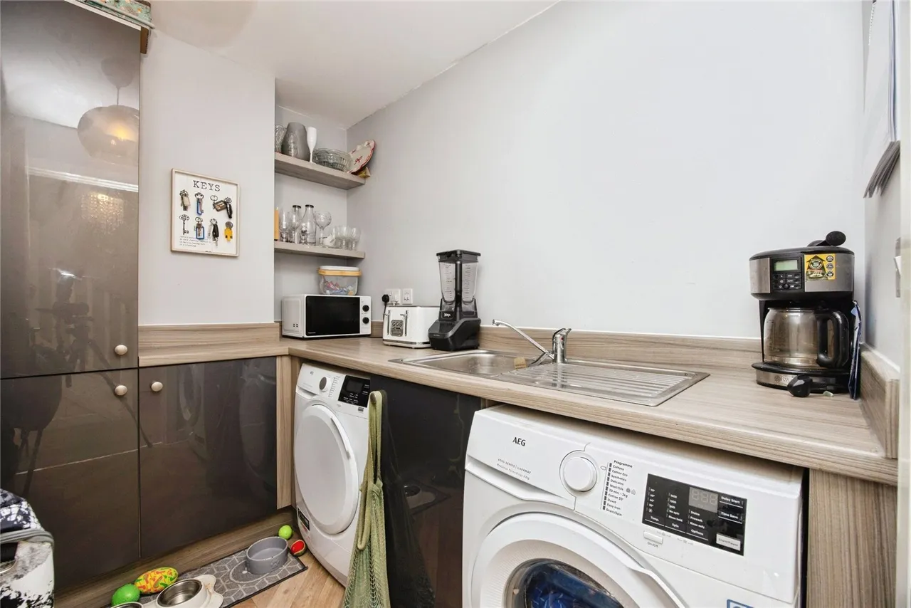 Gartland Drive, Bodmin, PL31, photo 9