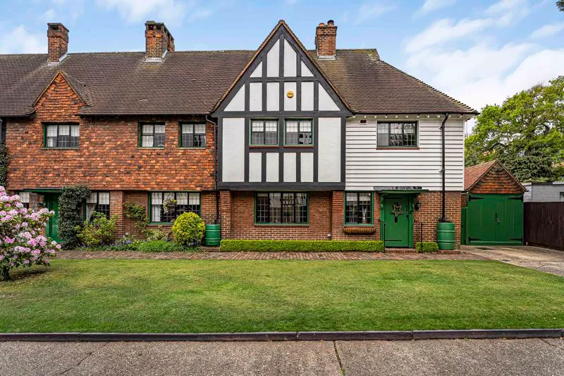 3 bed property for sale — Old Forge Way, 14 Old Forge Way Sidcup Greater London Sidcup, SIDCUP, Kent, DA144QL