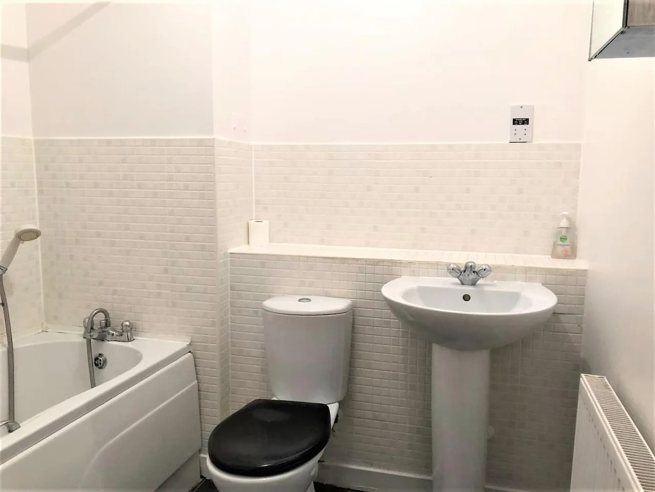 Defence Close, Thamesmead, SE28, photo 5