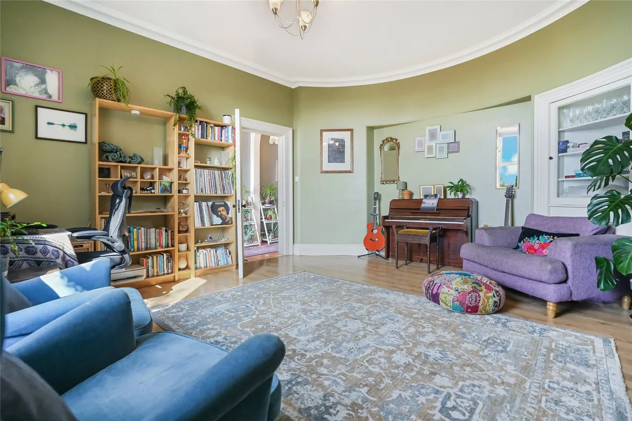 Kinghorn Road, Burntisland, Fife, KY3, photo 7