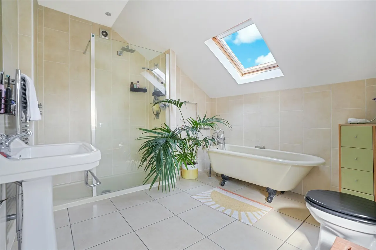 Kinghorn Road, Burntisland, Fife, KY3, photo 18