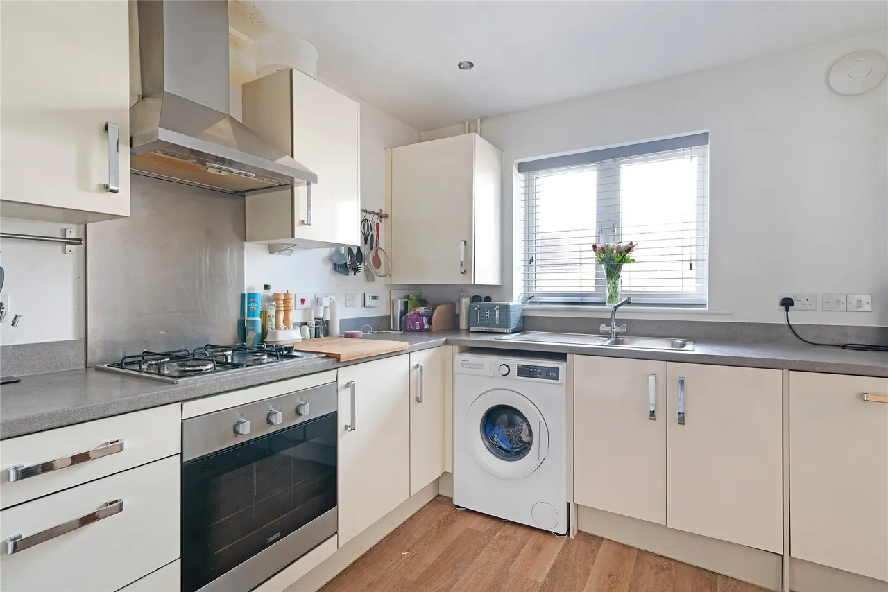 Williams Road, Oxted, RH8, photo 3